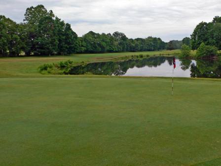 Golf Course Photo, Pomperaug Golf Course, Southbury, 06488 