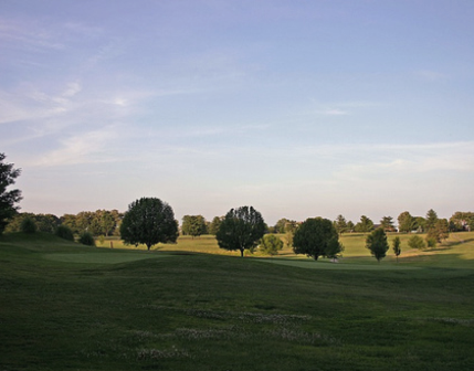 Golf Course Photo, Shawnee Hills Country Club, Harrisburg, 62946 