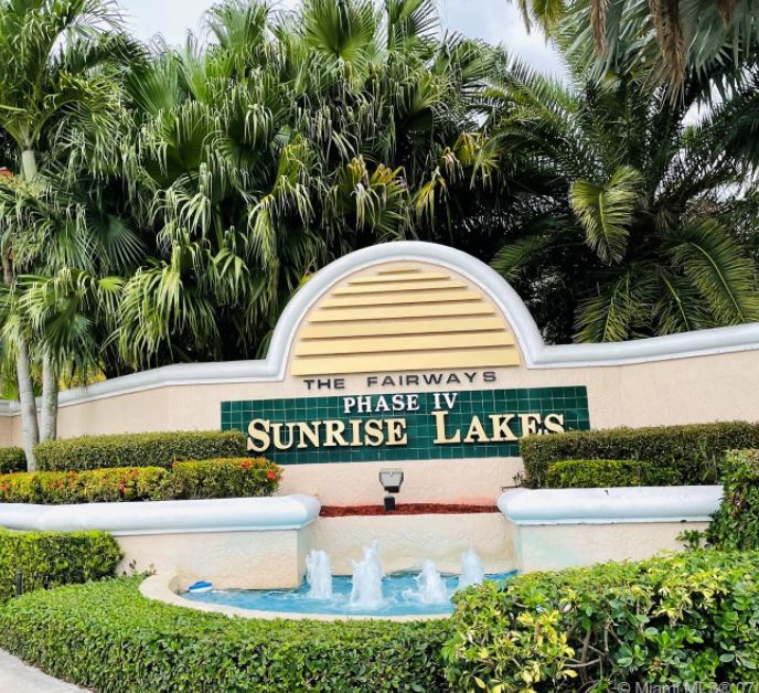 Sunrise Lakes Phase IV Golf Course, Sunrise, Florida,  - Golf Course Photo