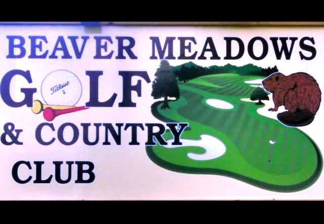 Beavers_Meadow_Golf_Club,_Parkersburg,_IA.JPG