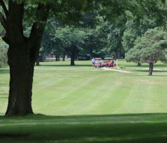 Cedar Pointe Golf Course