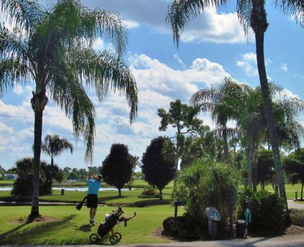 Maple Leaf Golf Course