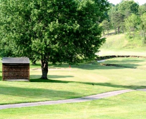 Meadows Golf and Swim Club, CLOSED 2017