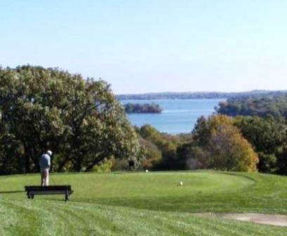 Naga-Waukee War Memorial Golf Course, Pewaukee, Wisconsin, 53072 - Golf Course Photo