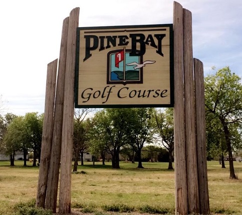 Pine Bay Golf Course, Wichita, Kansas,  - Golf Course Photo