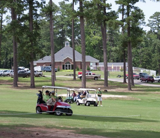 Pine Hills Country Club