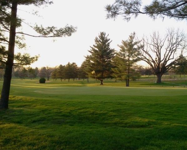 Pines Golf Course