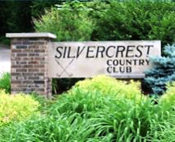 Silvercrest_Country_Club,_Decorah,_IA.JPG