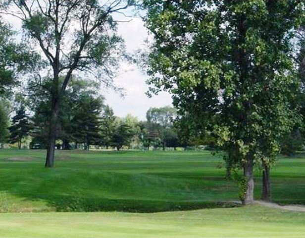 Sunnybrook Golf Course, Regulation 9, CLOSED 2015,Sterling Heights, Michigan,  - Golf Course Photo