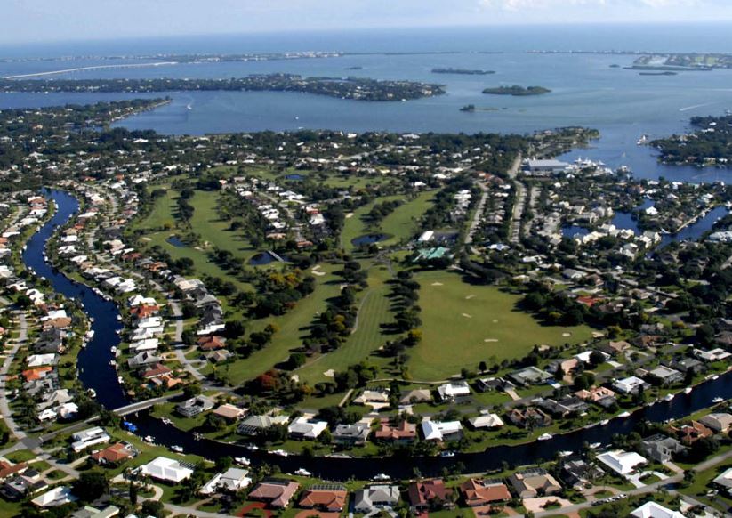 Golf Course Photo, The Yacht & Country Club, Stuart, 34997 