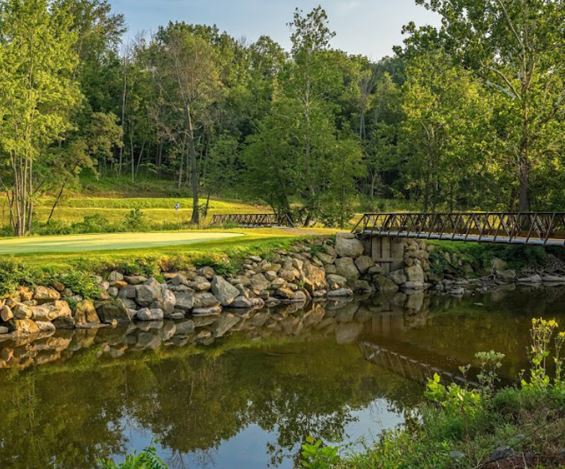 Valley of the Eagles Golf Course