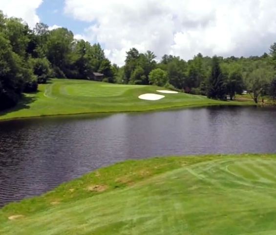 Wildcat Cliffs Country Club