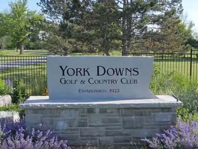 York Downs Golf Country Club